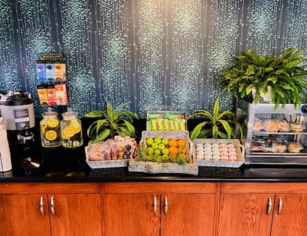 Good Nite Inn West Los Angeles - Century City image 7